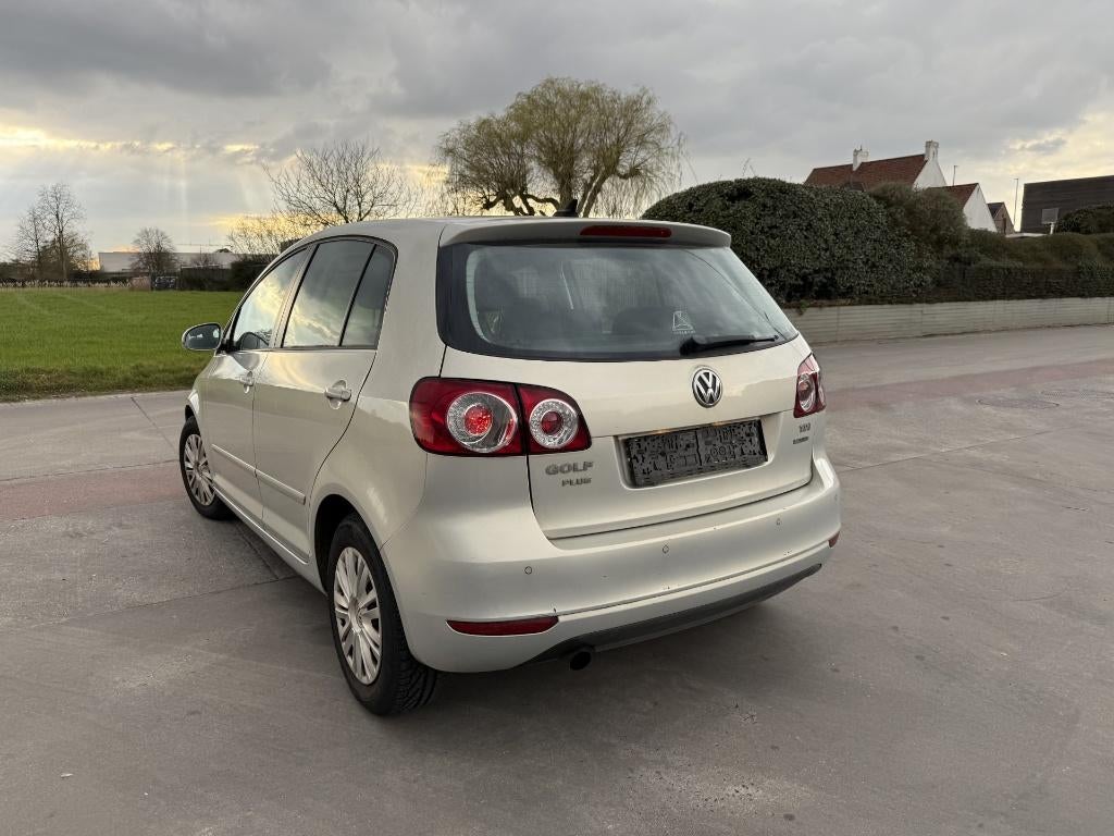 Volkswagen Golf Plus 1.6TDI EURO 5 * 167 000 km *2011*, Auto's, Volkswagen, Voorwielaandrijving, Euro 5, Parkeersensor, Bedrijf