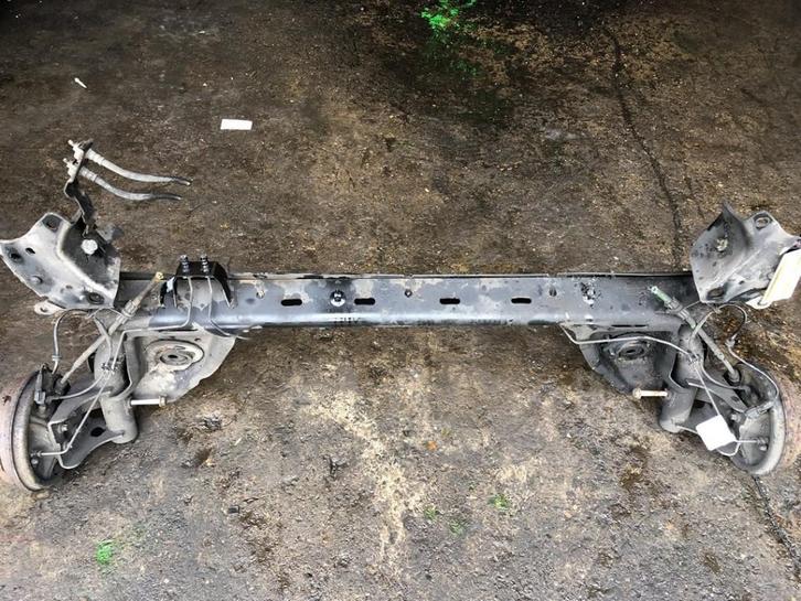 ACHTERAS VWA ABS Renault Clio IV (5R) (555012323R), Auto-onderdelen, Remmen en Aandrijving, Renault, Gebruikt