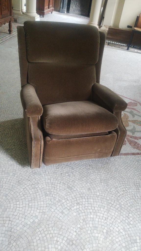 Comfortabele relaxzetel met verstelbare rugleuning, Huis en Inrichting, Fauteuils, Gebruikt, Hout, Metaal, Stof, Overige materialen