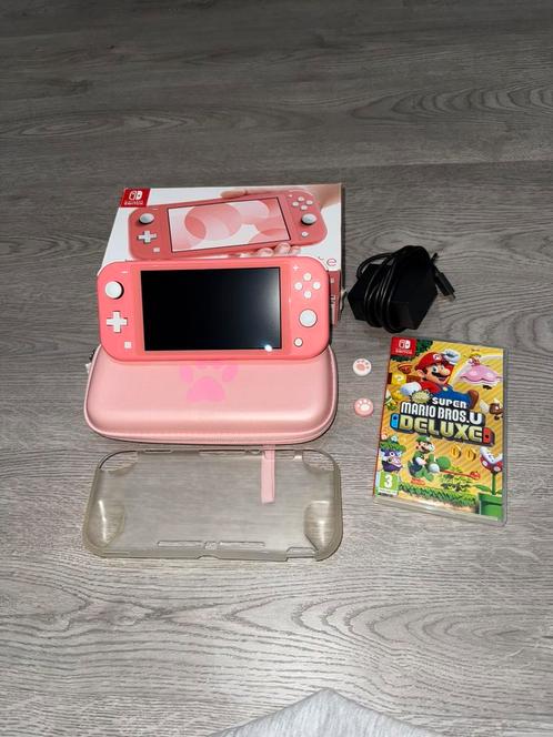 Nintendo Switch Lite, Games en Spelcomputers, Spelcomputers | Nintendo Switch Lite, Zo goed als nieuw, Roze of Coral, Met beschermhoes of tas