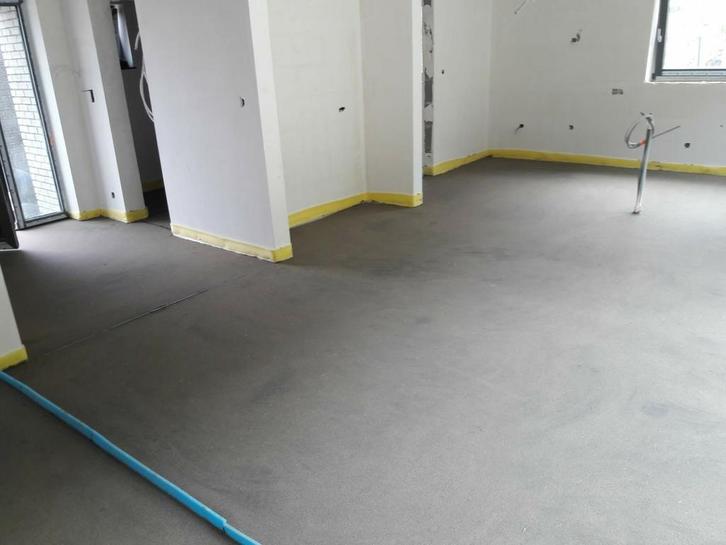 Location & réalisation de chapes, pose carrelage/faïence, Diensten en Vakmensen, Vloerders en Parketleggers, Vloerbewerking of Renovatie