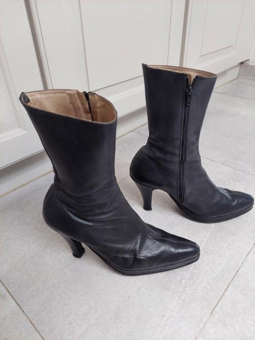 Lederen laarzen met hoge hak - maat 39, Kleding | Dames, Schoenen, Zo goed als nieuw, Lage of Enkellaarzen, Zwart, Ophalen