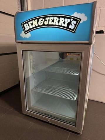 Diepvriezer met licht en slot beschikbaar voor biedingen