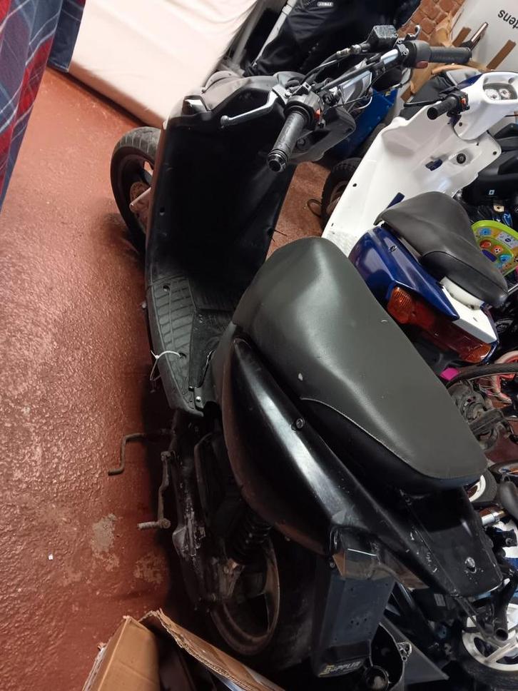 A klasse next booster en la souris rs, Vélos & Vélomoteurs, Scooters | Peugeot, Enlèvement