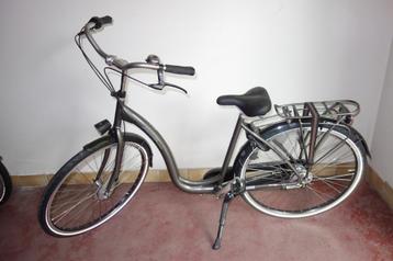 Damesfiets met zeer lage opstap - splinternieuw!. beschikbaar voor biedingen