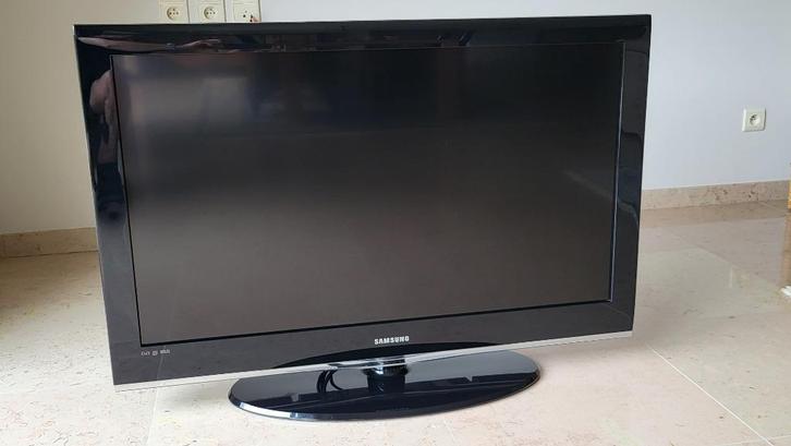 Samsung 40" Full HD LCD-tv – Goed werkend, Audio, Tv en Foto, Televisies, Zo goed als nieuw, LCD, 100 cm of meer, Full HD (1080p)