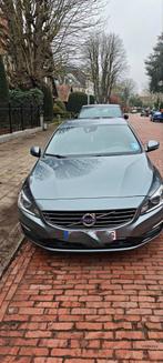 Volvo V60 top wagen met onderhoudsboekje 0477595191, Autos, Volvo, Cuir, Argent ou Gris, Euro 6, 110 g/km
