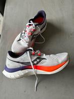 SAUCONY ENDORPHIN SPEED - maat 48, Sport en Fitness, Loopsport en Atletiek, Ophalen of Verzenden, Zo goed als nieuw, Saucony