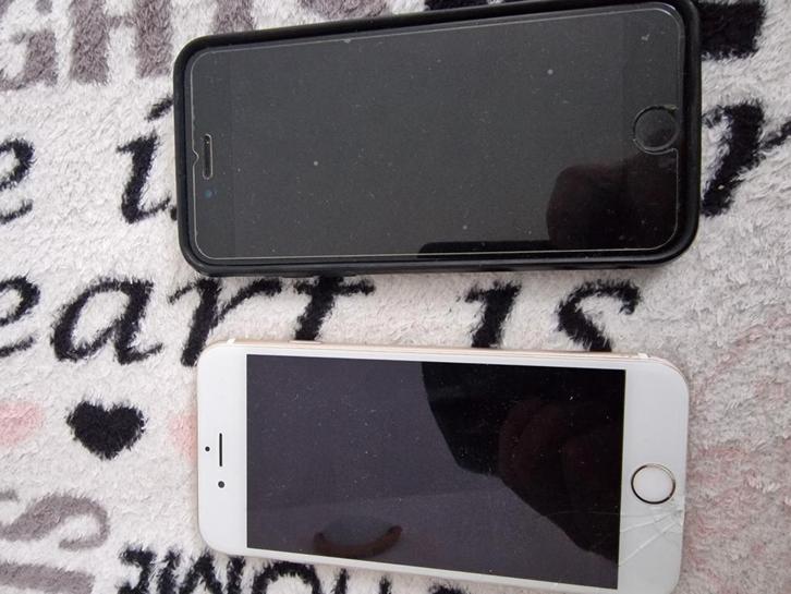 IPhone 7   2voor 15, Telecommunicatie, Mobiele telefoons | Batterijen en Accu's, Ophalen