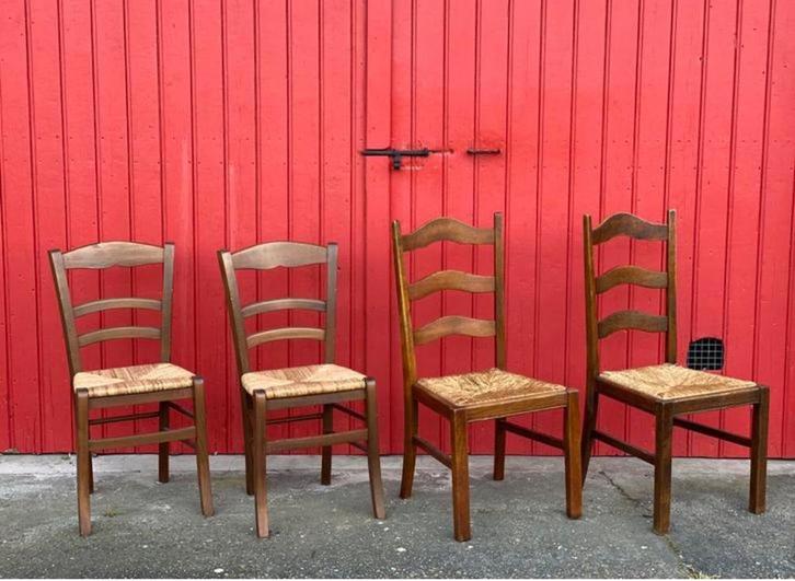 Vier stoelen voor 20€!, Antiquités & Art, Antiquités | Meubles | Chaises & Canapés, Enlèvement