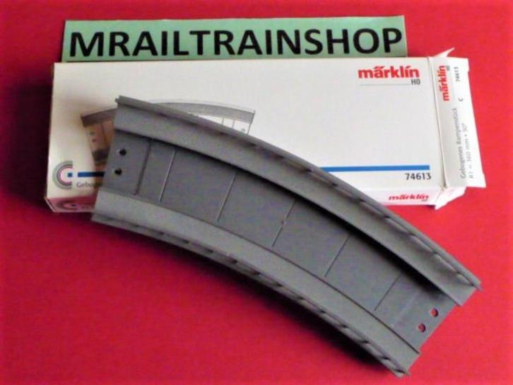 74613 MARKLIN - 1 x RAMPE DE PONT INCURVÉE, Hobby & Loisirs créatifs, Trains miniatures | HO, Neuf, Rails, Märklin, Analogique