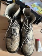 Limited edition Dr martens, Kleding | Dames, Schoenen, Ophalen, Zo goed als nieuw