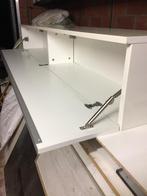 Hangkast hoogglans wit lengte 180cm hoogte 27,5 cm diep 25cm, Huis en Inrichting, Kasten | Overige, Ophalen, Zo goed als nieuw