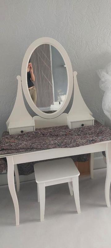 Smink tafel Hemnes Ikea + stoel., Huis en Inrichting, Ophalen of Verzenden, Zo goed als nieuw, Glas