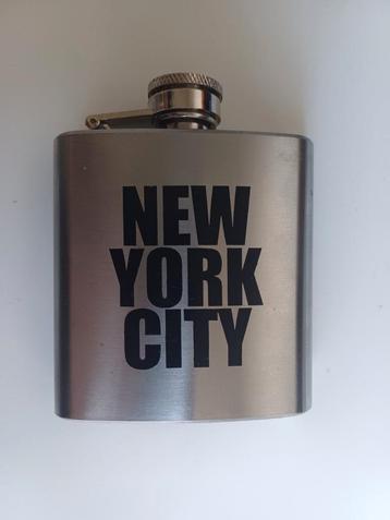Heupfles - 2.5 oz - 74ml - New York City beschikbaar voor biedingen