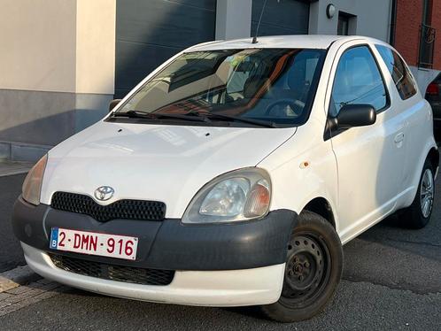 TOYOTA YARIS 1.Oi 2002 171000km 3P ve vc PETIT PRIX, Auto's, Toyota, Bedrijf, Te koop, Yaris, ABS, Airbags, Alarm, Boordcomputer