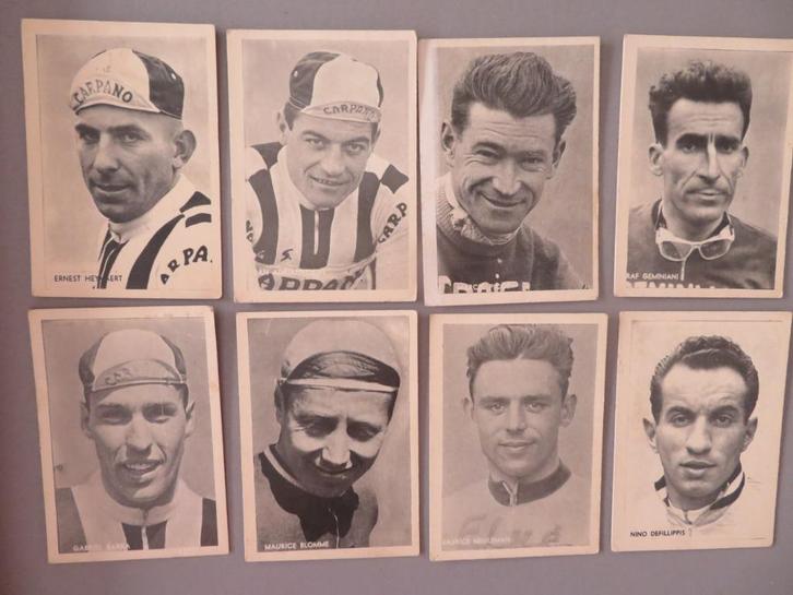 1950,s wielrennen 8 kaarten Adriaenssens Geminiani Blomme, Verzamelen, Sportartikelen en Voetbal, Zo goed als nieuw, Poster, Plaatje of Sticker