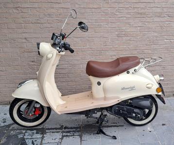 Brommer scooter 