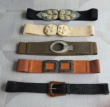 Set van 5 ceinturen voor 15 € beschikbaar voor biedingen