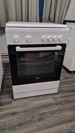 Cuisinière BEKO électrique 4 feux, 1 four (FSS66000GW), Classe énergétique A ou plus économe, 85 à 90 cm, 4 zones de cuisson, Enlèvement