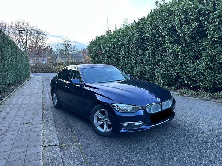 Bmw 3 Luxury Line Automaat 73.000km, Auto's, BMW, Particulier, 3 Reeks, Airconditioning, Benzine, Euro 6, 5 deurs, Automaat, Blauw