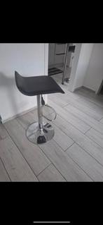 Tabouret 3 pieces, Huis en Inrichting, Barkrukken, Ophalen, Zo goed als nieuw