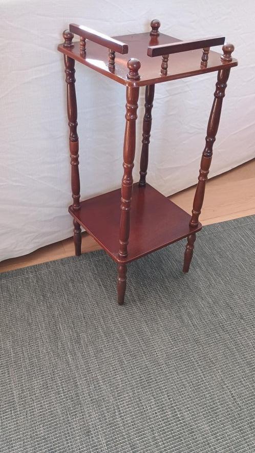 Petite console en bois verni, Huis en Inrichting, Overige Huis en Inrichting, Ophalen