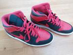 Nike Air Jordan TM rood/zwart, Ophalen of Verzenden, Zo goed als nieuw