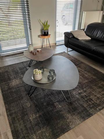 2 salontafels beschikbaar voor biedingen