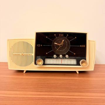 VINTAGE VEKKERRADIO BUIZENRADIO GENERAL ELECTRIC 912 1955 beschikbaar voor biedingen