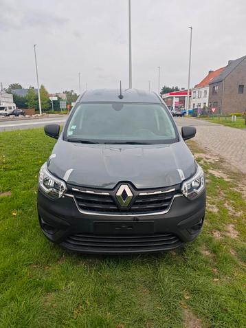 Renault express 1.5 diesel met schade, 73dkm. 2022 beschikbaar voor biedingen