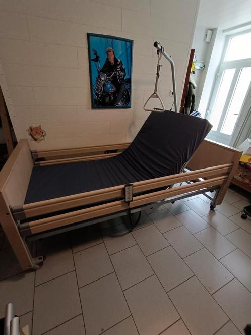 Lit médical médicalisé électrique comme à l'hôpital (neuf), Diversen, Verpleegmiddelen