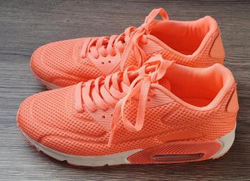Sneakers Bizzy maat 36 beschikbaar voor biedingen