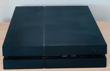 PlayStation 4 heeft het interieur schoongemaakt met 3 contro beschikbaar voor biedingen