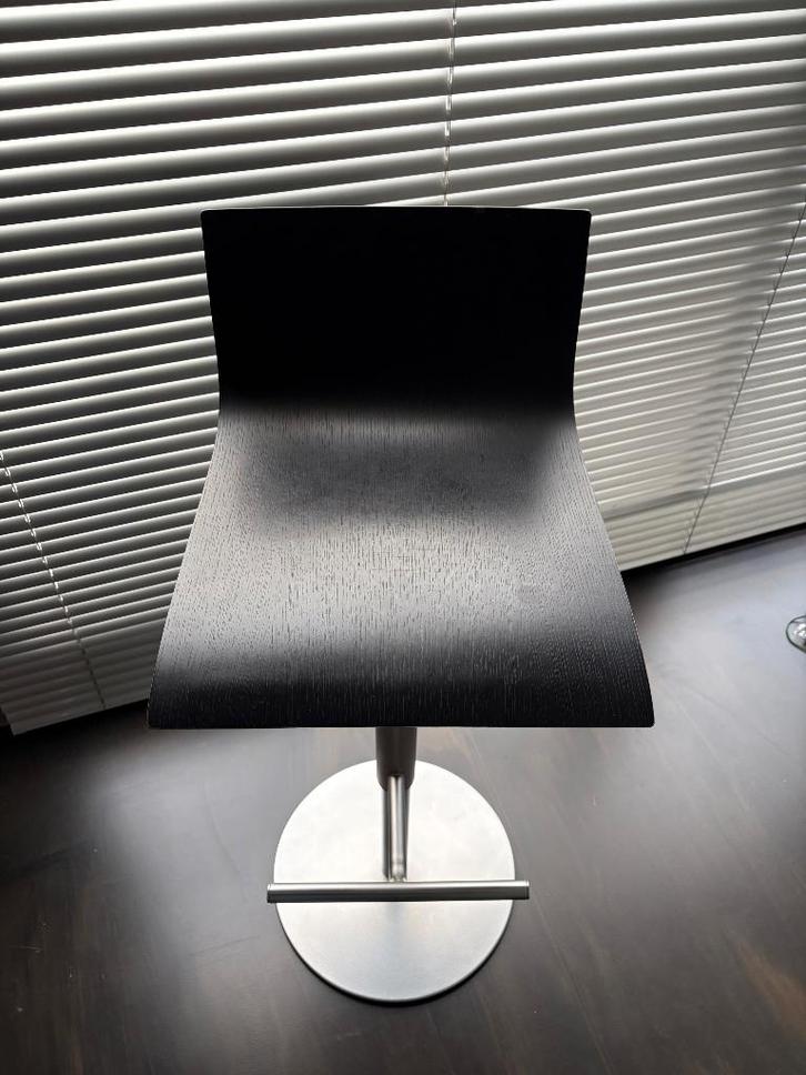 Barstoel THIN LaPalma, Huis en Inrichting, Stoelen, Gebruikt, Eén, Hout, Metaal, Zwart, Ophalen