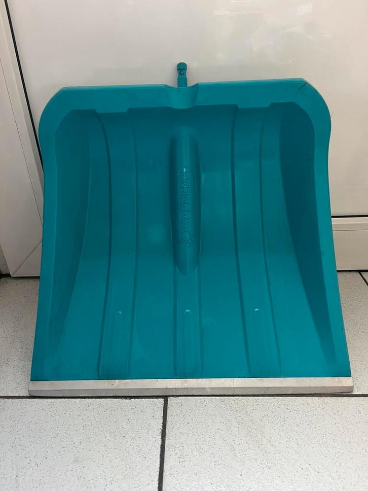 Sneeuwschep Gardena 40 CM, Tuin en Terras, Hand-tuingereedschap, Gebruikt, Overige soorten, Ophalen