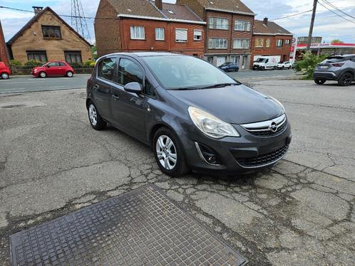 Opel corsa1.3cdti 2012 clim tb.état roule impeccable, Auto's, Opel, Particulier, Corsa, ABS, Adaptieve lichten, Airbags, Airconditioning