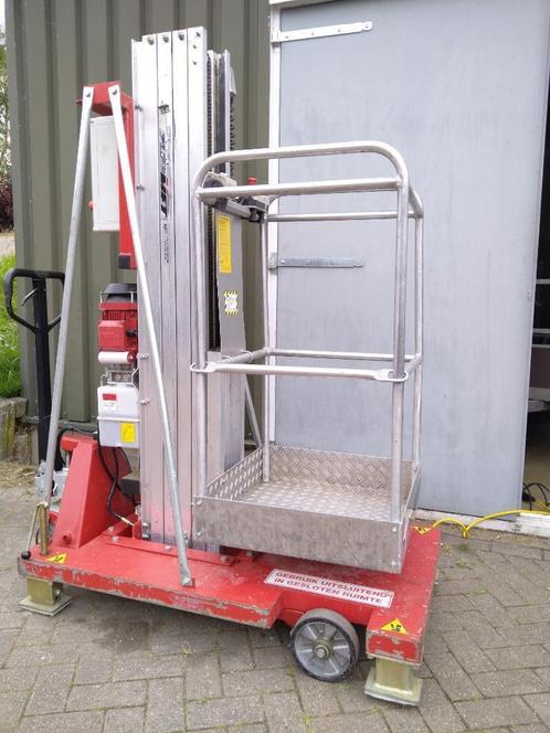 Hoogwerker / hoogtewerker / manlift, Doe-het-zelf en Bouw, Overige Doe-Het-Zelf en Bouw, Gebruikt, Ophalen