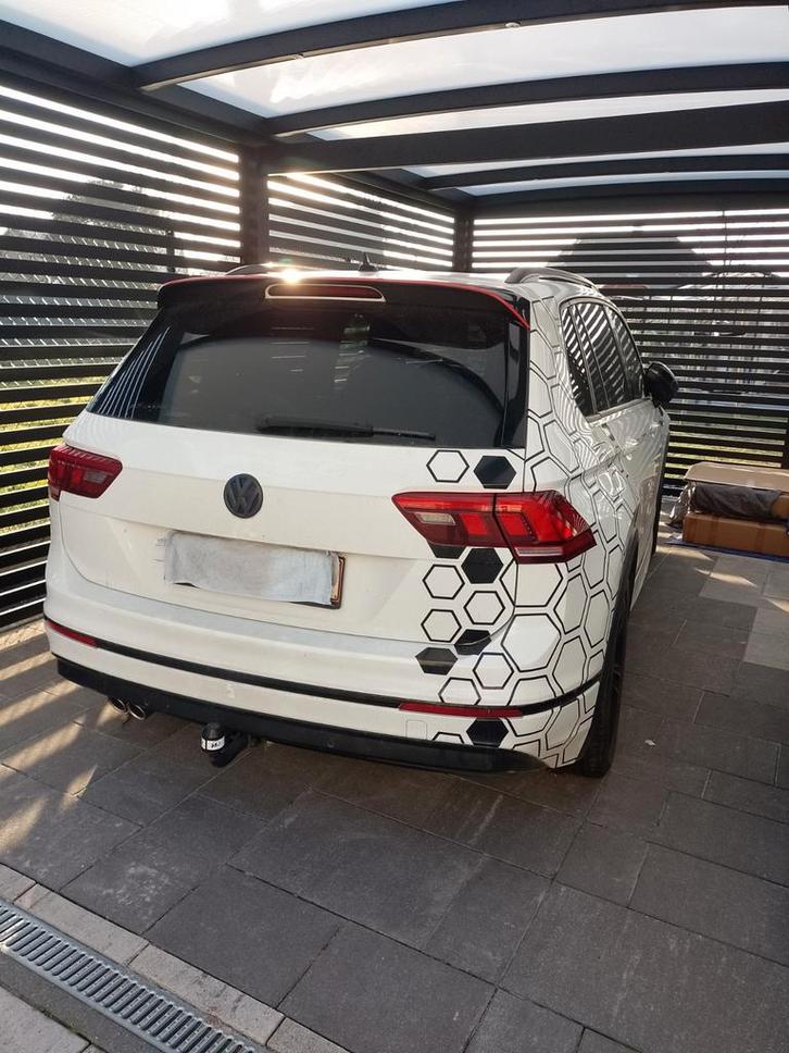 VW Tiguan R-line 1.5 DSG benzine, Autos, Volkswagen, Particulier, Tiguan, Phares directionnels, Régulateur de distance, Airbags