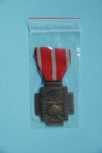 La CROIX DE FEU 1914-1918, médaille spéciale, Collections, Objets militaires | Général, Enlèvement ou Envoi, Ruban, Médaille ou Ailes