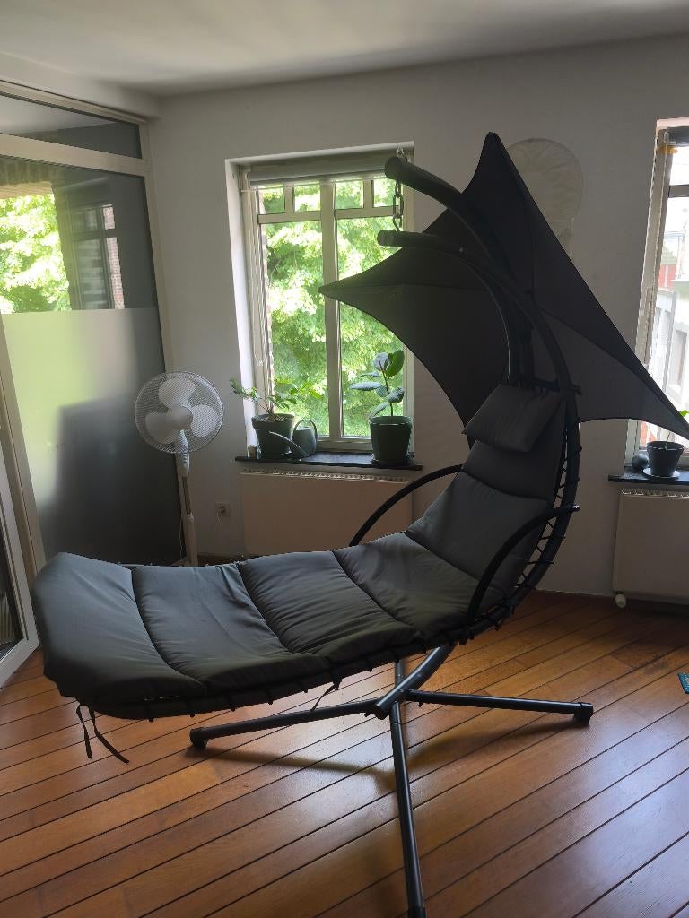 Relax ligstoel met zonnescherm – draaibaar, Tuin en Terras, Zonneschermen, Zo goed als nieuw, Ophalen