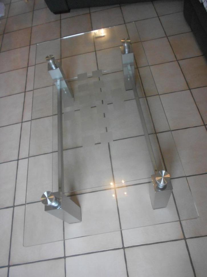 Table basse ‘Möbel Ilse’, modèle Erin (130X70), Huis en Inrichting, Tafels | Salontafels, Gebruikt, Rechthoekig, Glas, Metaal