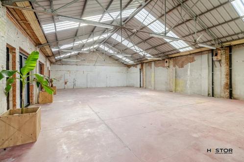 Stijlvol kantoor met veelzijdig magazijn in Sint-Niklaas, Immo, Huizen en Appartementen te koop, Provincie Oost-Vlaanderen, 200 tot 500 m²