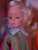Vintage - Très jolie  poupée des années 60, Antiquités & Art