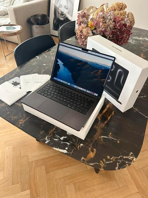 Macbook Pro 14” M3 Pro 2024 *etat NEUF*, Computers en Software, Apple Macbooks, Zo goed als nieuw, MacBook Pro, Overige groottes