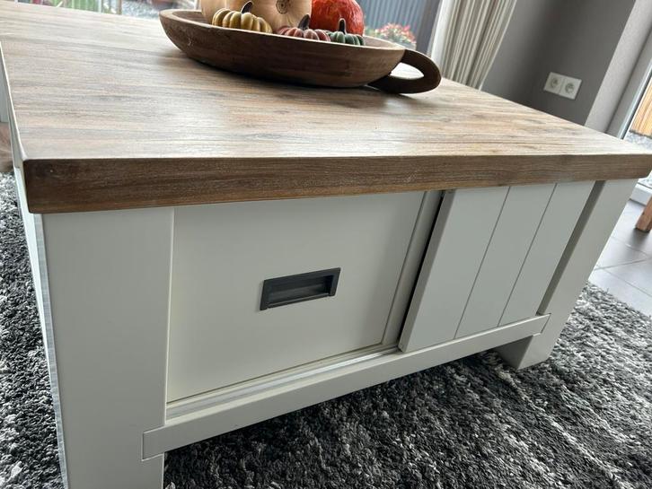 Landelijke salontafel  HENDERS & HAZEL, Huis en Inrichting, Tafels | Salontafels, Zo goed als nieuw, Minder dan 50 cm, 50 tot 100 cm