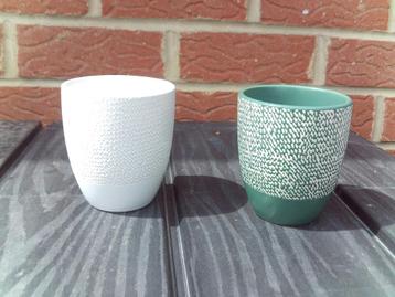 2 petites tasses Delacre beschikbaar voor biedingen