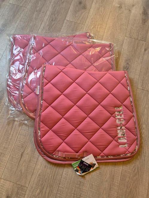 Tapis de selle Lamicell neuf, Animaux & Accessoires, Chevaux & Poneys | Couvertures & Couvre-reins, Comme neuf, Enlèvement ou Envoi