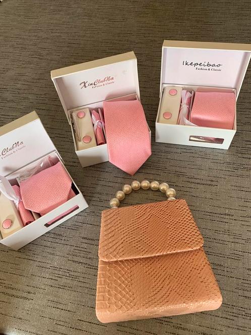 Stropdassen set huwelijk-roze, Handtassen en Accessoires, Uiterlijk | Cosmetica en Make-up, Zo goed als nieuw, Accessoires, Roze