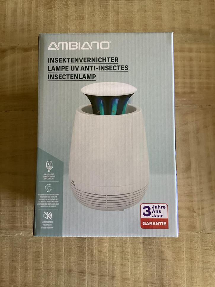 Splinternieuwe Insectenlamp zonder schadelijke stoffen !, Diversen, Overige Diversen, Nieuw, Ophalen of Verzenden